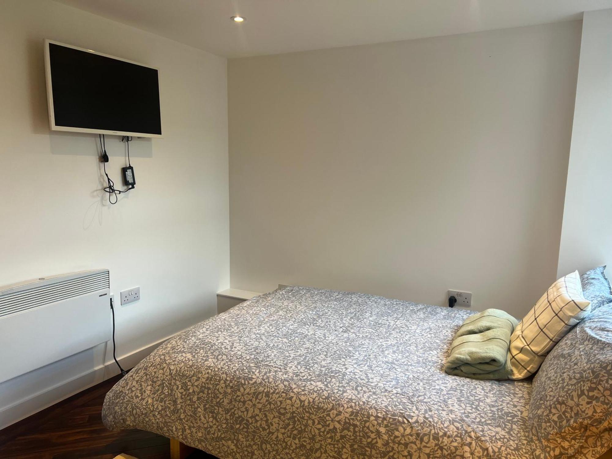 Spacious Battersea Rooms And Apartments ロンドン エクステリア 写真