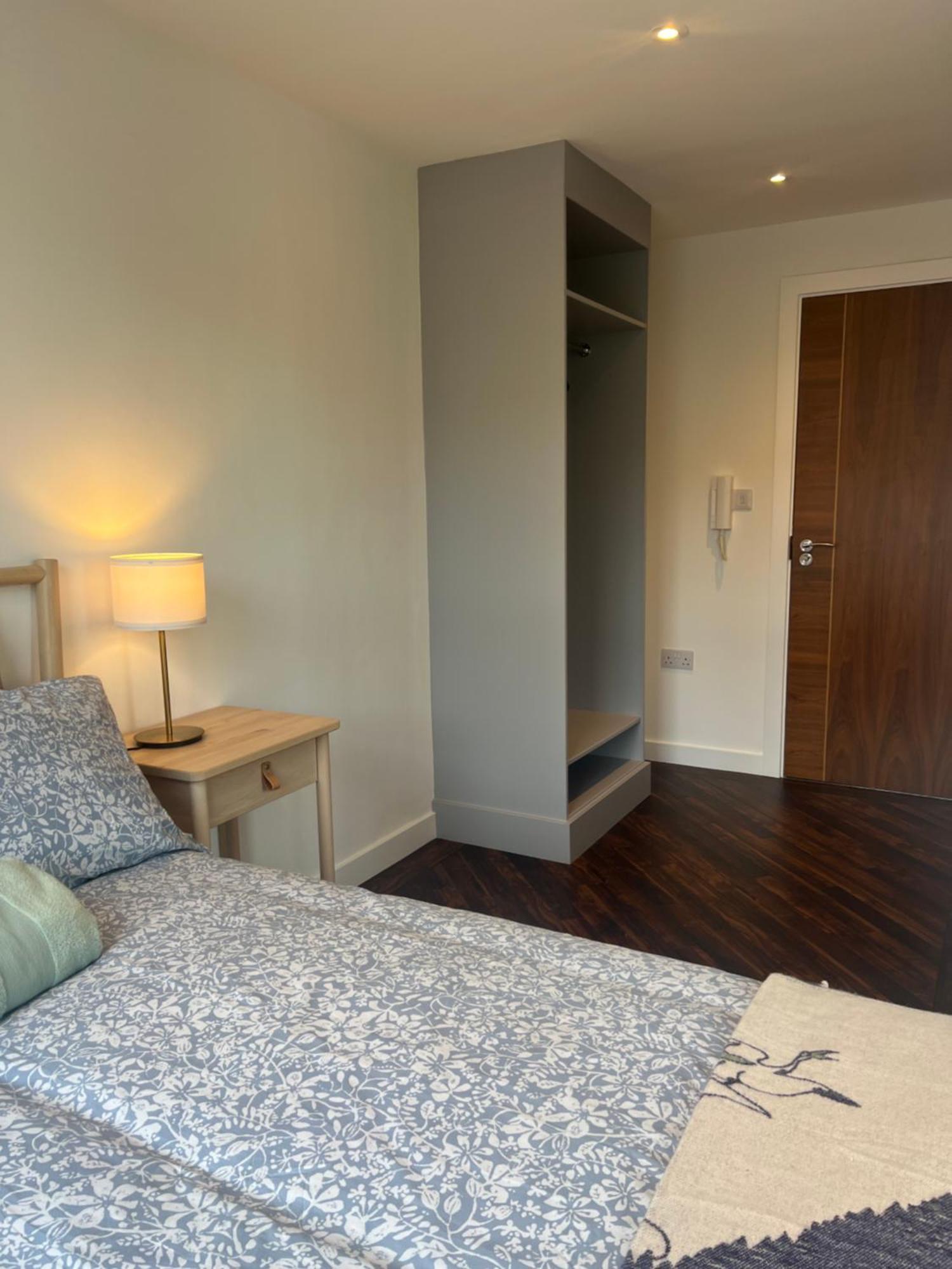 Spacious Battersea Rooms And Apartments ロンドン エクステリア 写真
