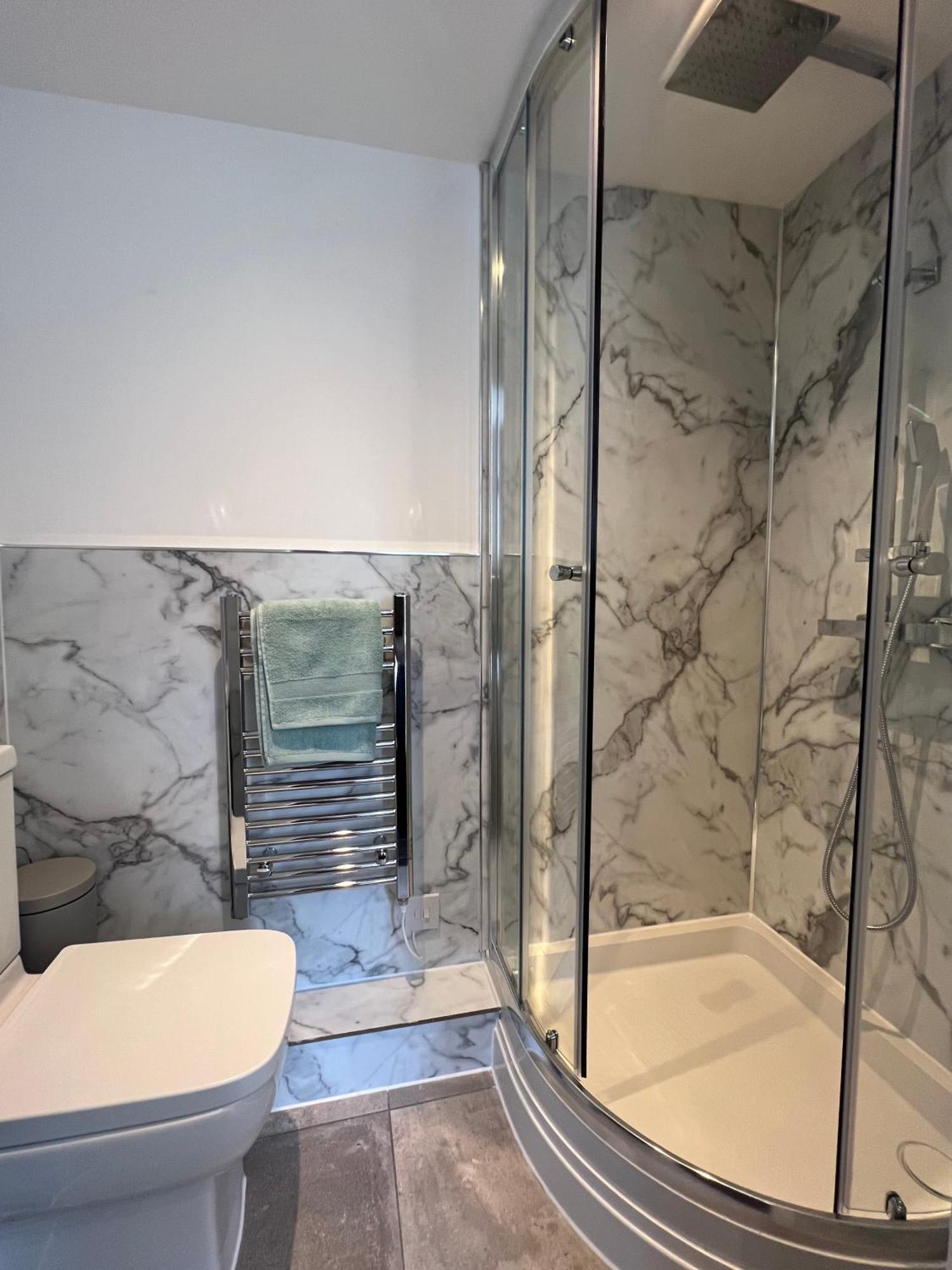 Spacious Battersea Rooms And Apartments ロンドン エクステリア 写真